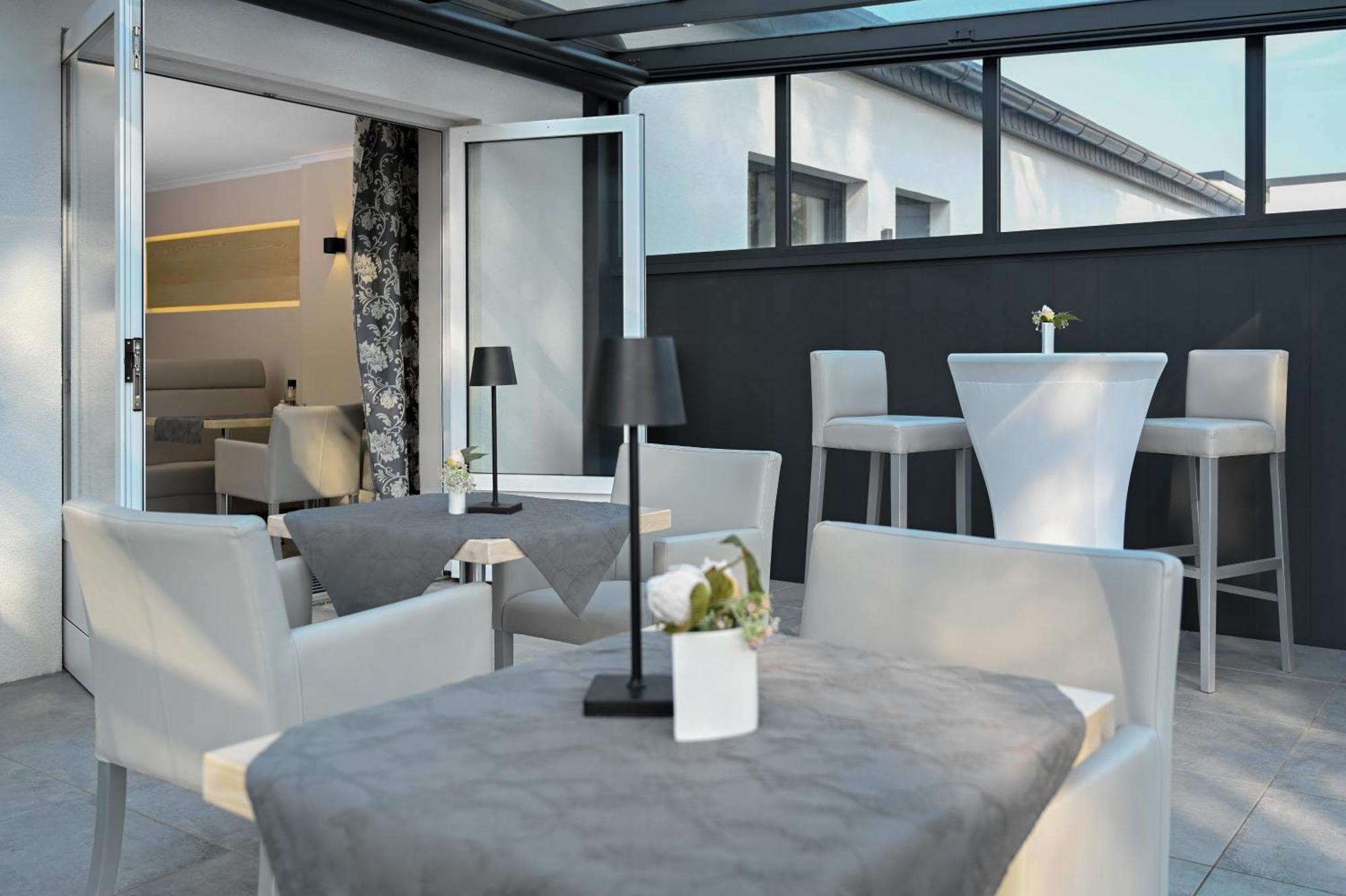 Hotel Zur Eiche Salzkotten Ngoại thất bức ảnh