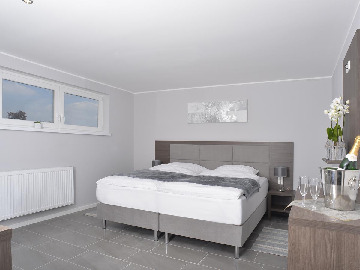Hotel Zur Eiche Salzkotten Ngoại thất bức ảnh